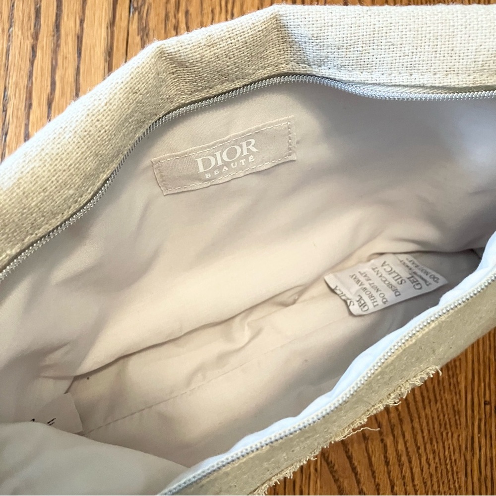 New DIOR Pouches - Picture 6 of 9